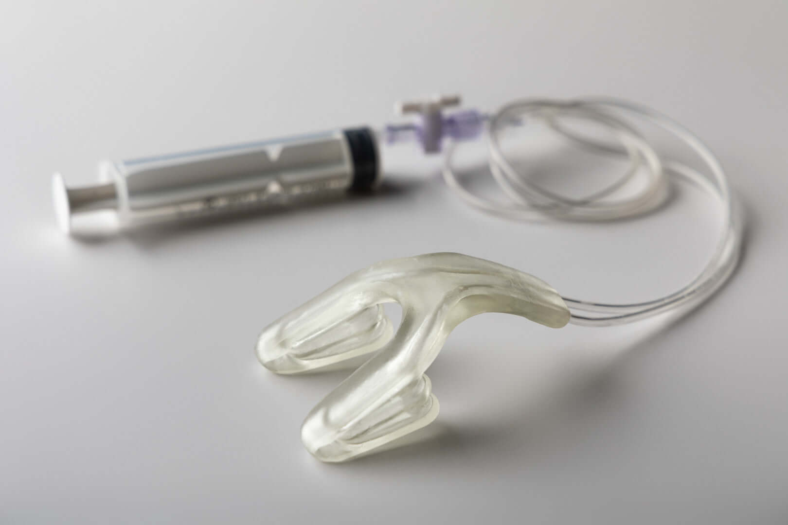 Medium-Resistance Jaw Exercise Device for Home and Rehabilitation Support
